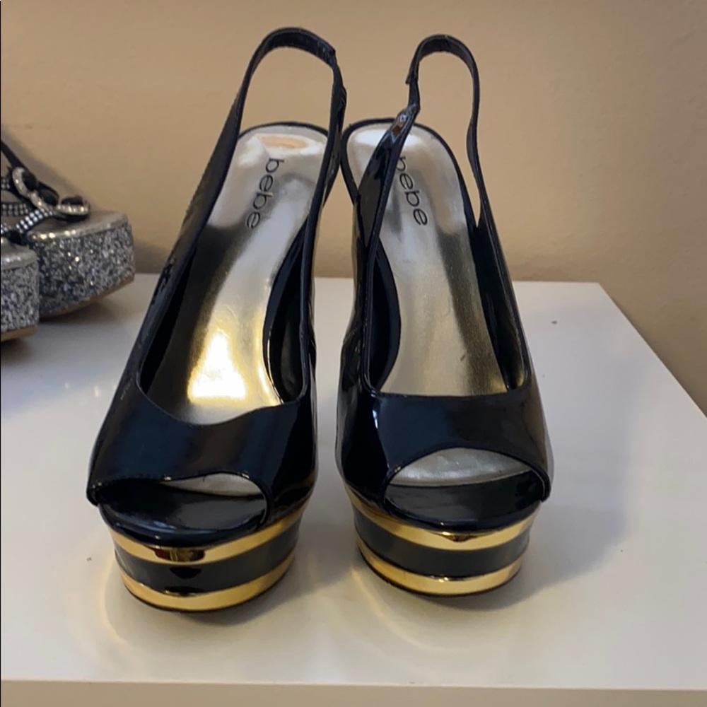BeBe slingbacks black and gold sz 8